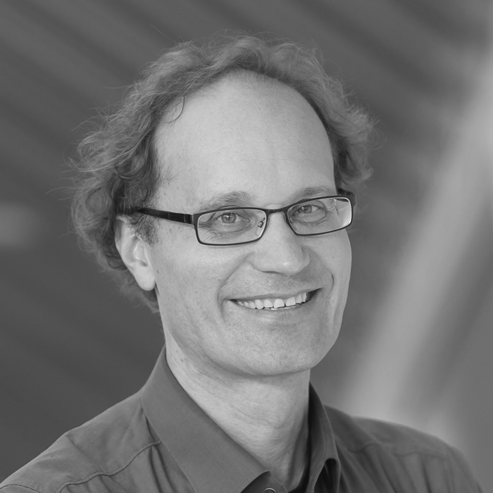 This image shows Prof. Dr. Daniel Weiskopf